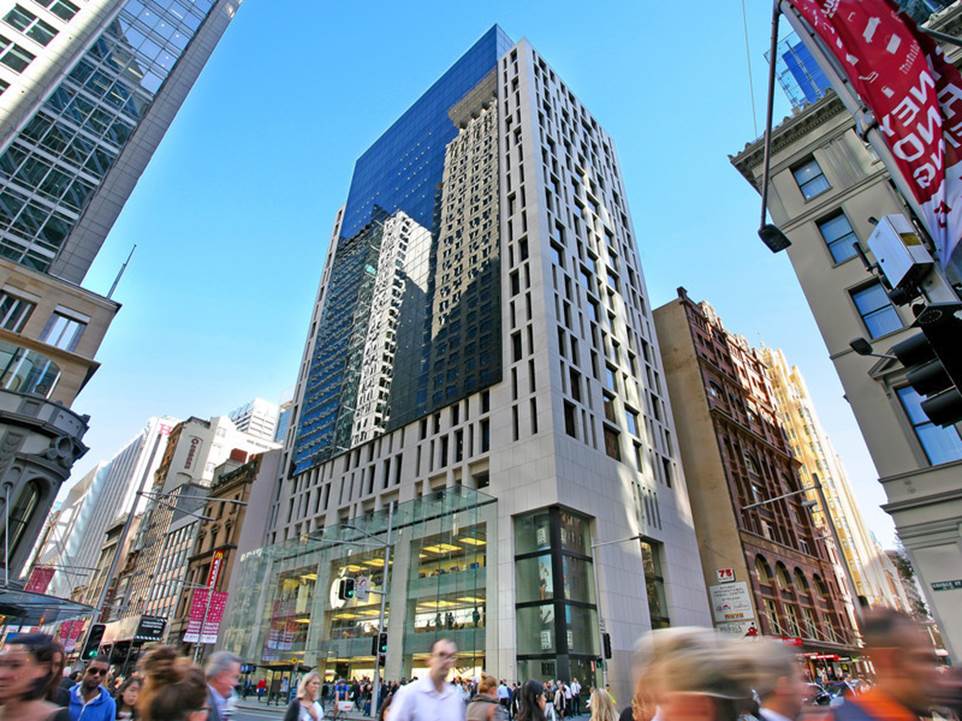 77 King St